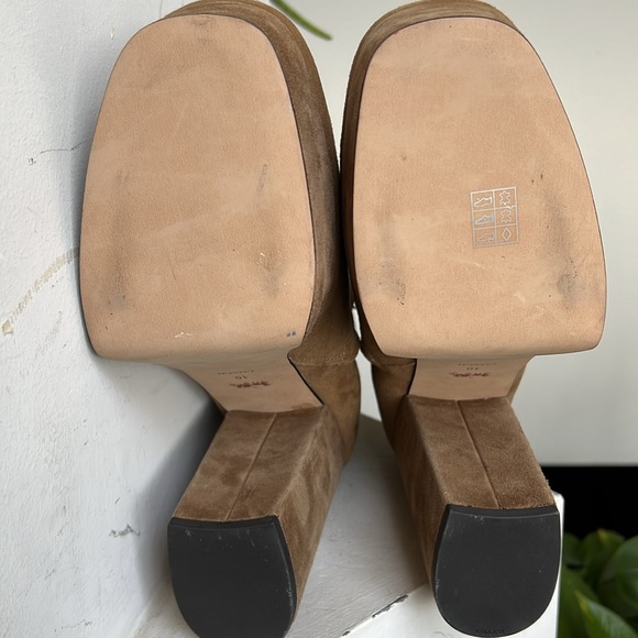 Coach Iona Suede Booties NWOB - Picture 6 of 6